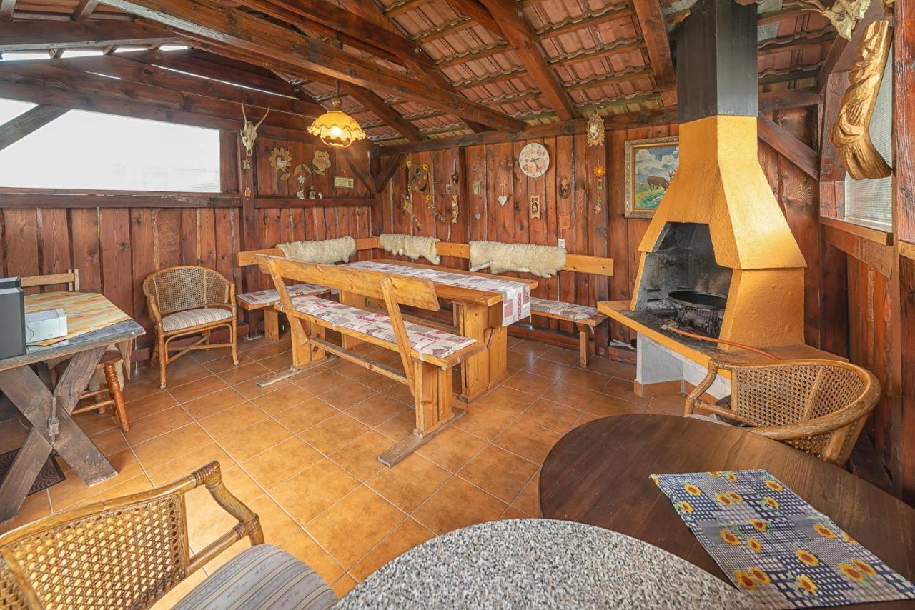 Penzion Mlynarov Dvor Dubrava Exterior photo